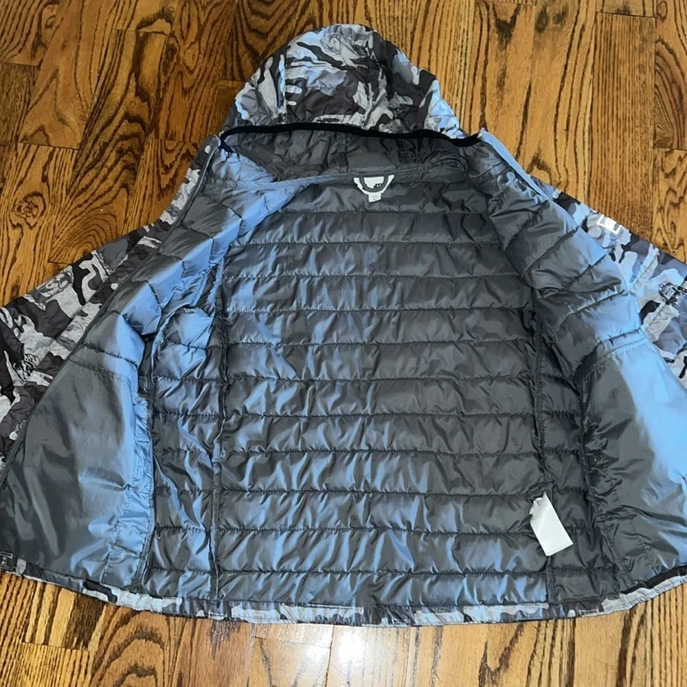 GAP x Star Wars GREY CAMO STAR WARS™ COLDCONTROL LITE PUFFER JACKET Large husky